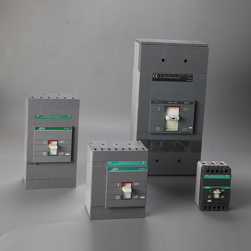 ISOMAX series molded case circuit breaker